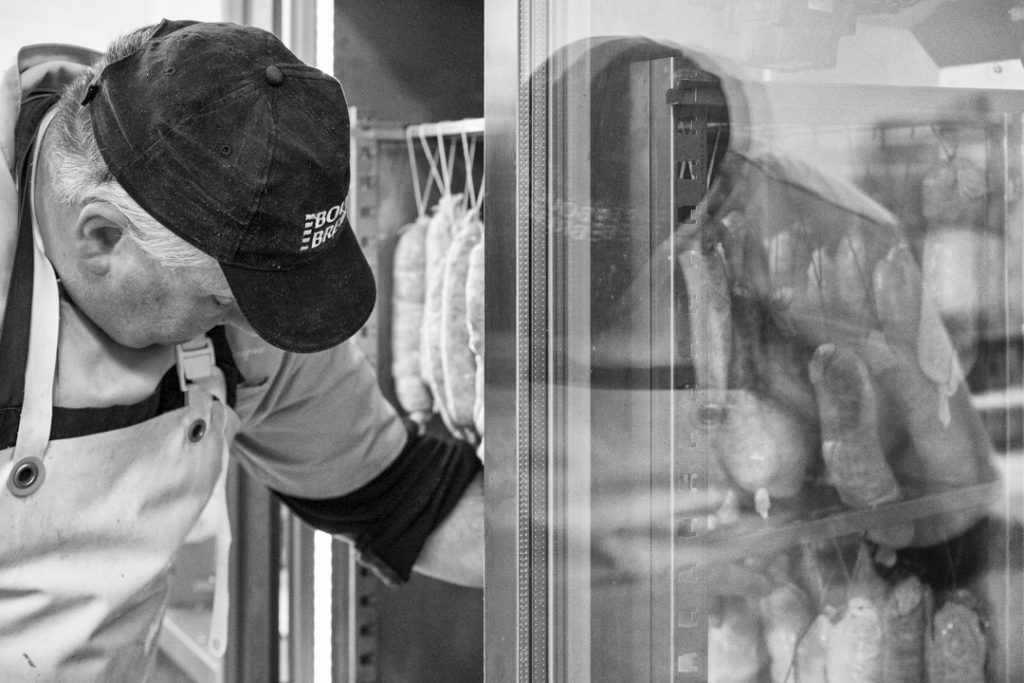 Reportage métier au sein d'une boucherie charcuterie artisanale