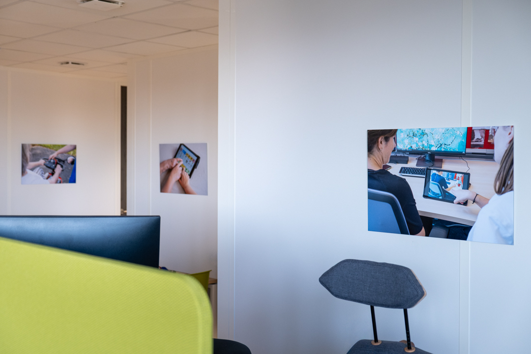 Inauguration nouveaux locaux · Exposition photo Equipe & Moi